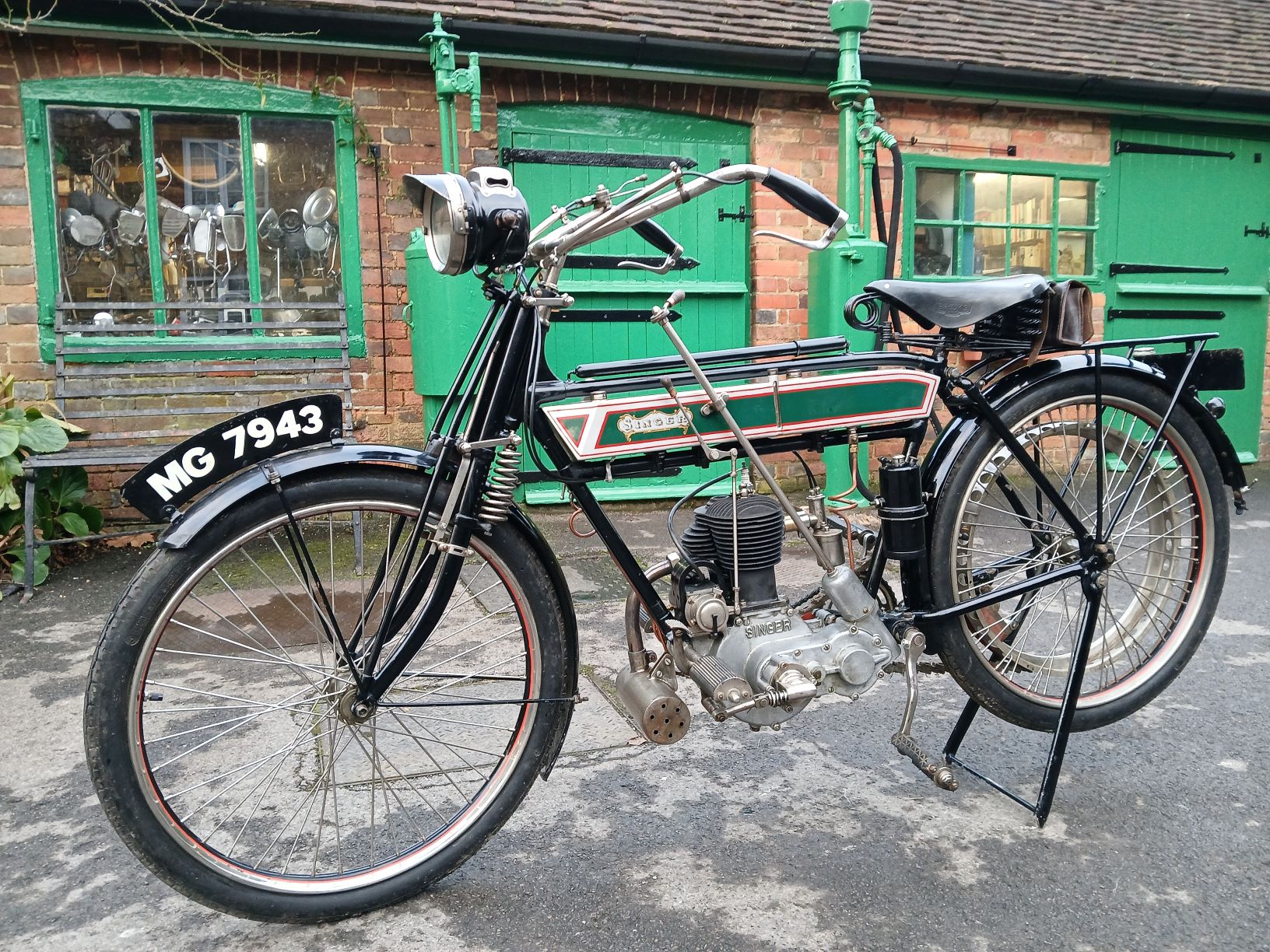 Verralls - 1913 299cc Singer. Two Speed with clutch.